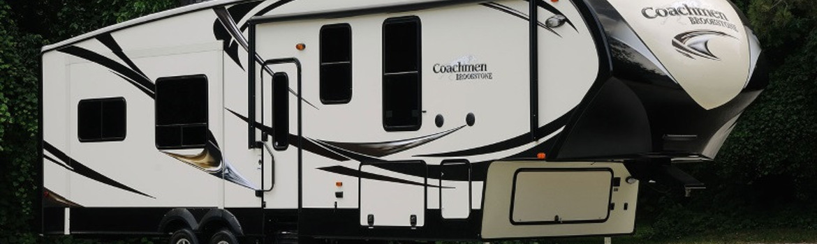 2019 Coachmen Brookstone 325RL for sale in Kehoe RV, Saskatoon, Saskatchewan